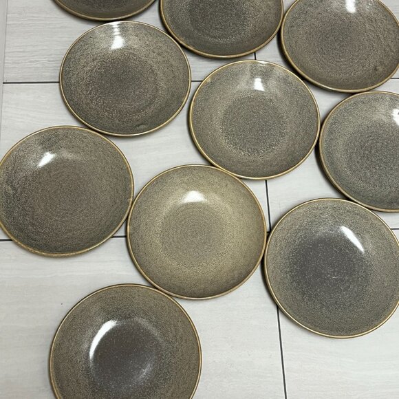 Dudson Evo-Vit England dinner plates $20.00 each - Picture 4 of 5